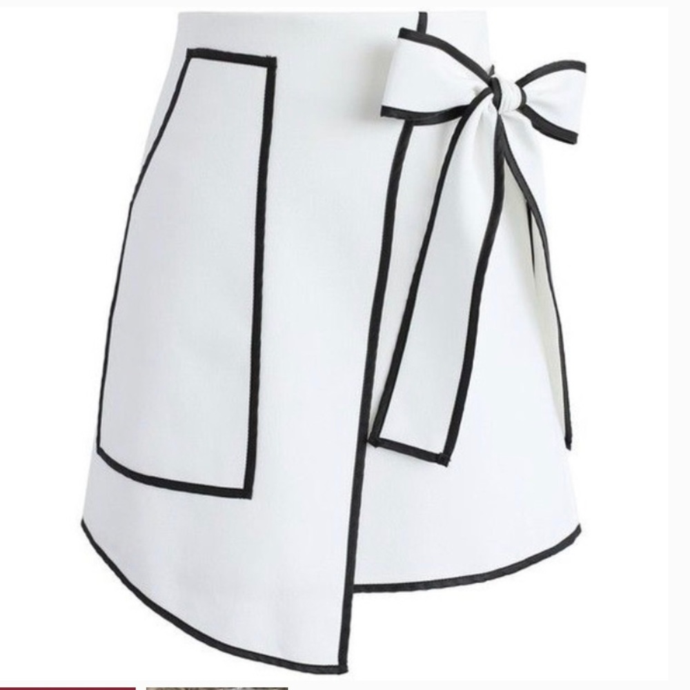 NWT Chicwish Asymmetrical White w/Black Trim Skirt